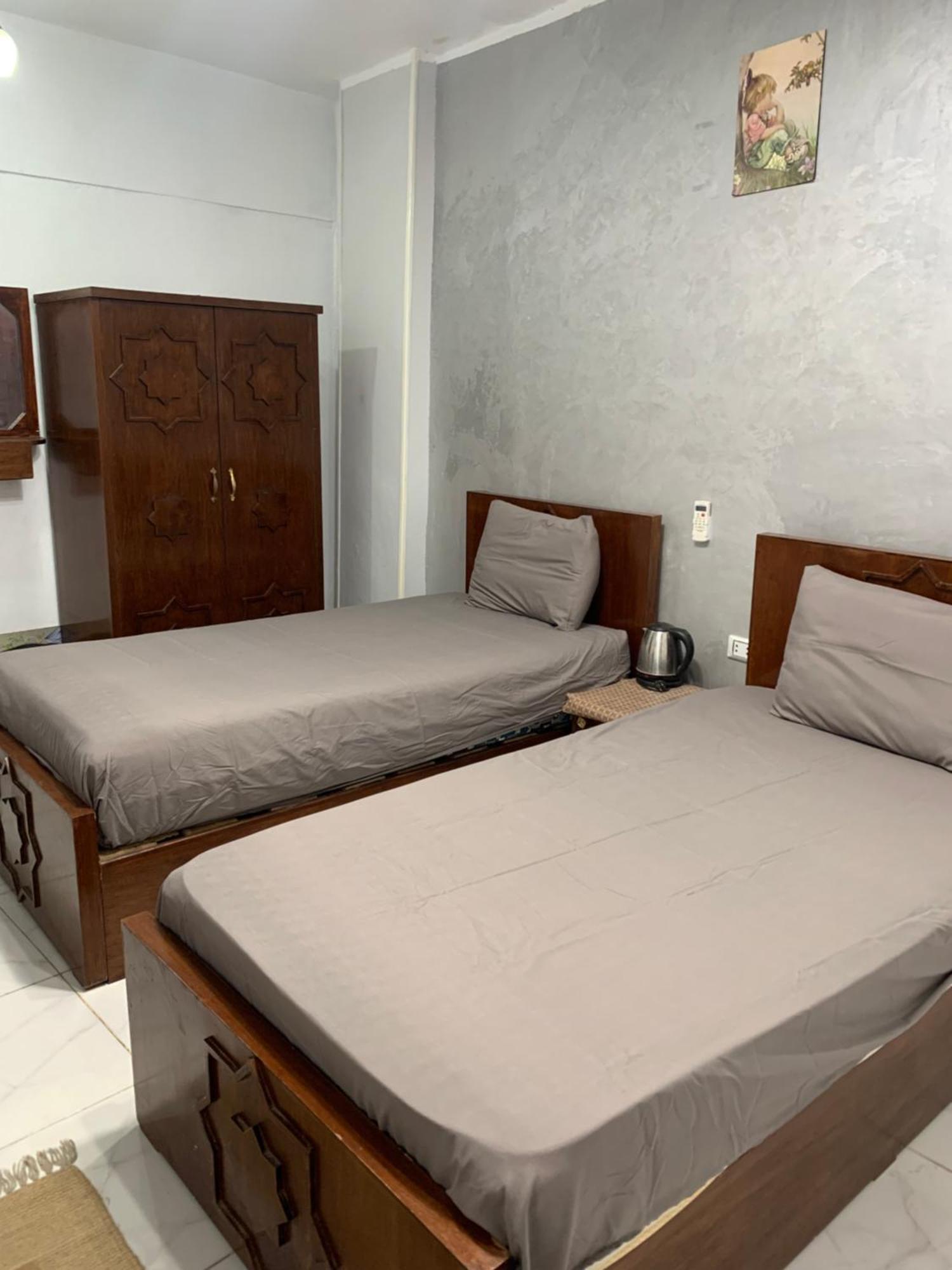 Abo Stait - Pyramid View Homestay Kafret el-Gabal Extérieur photo