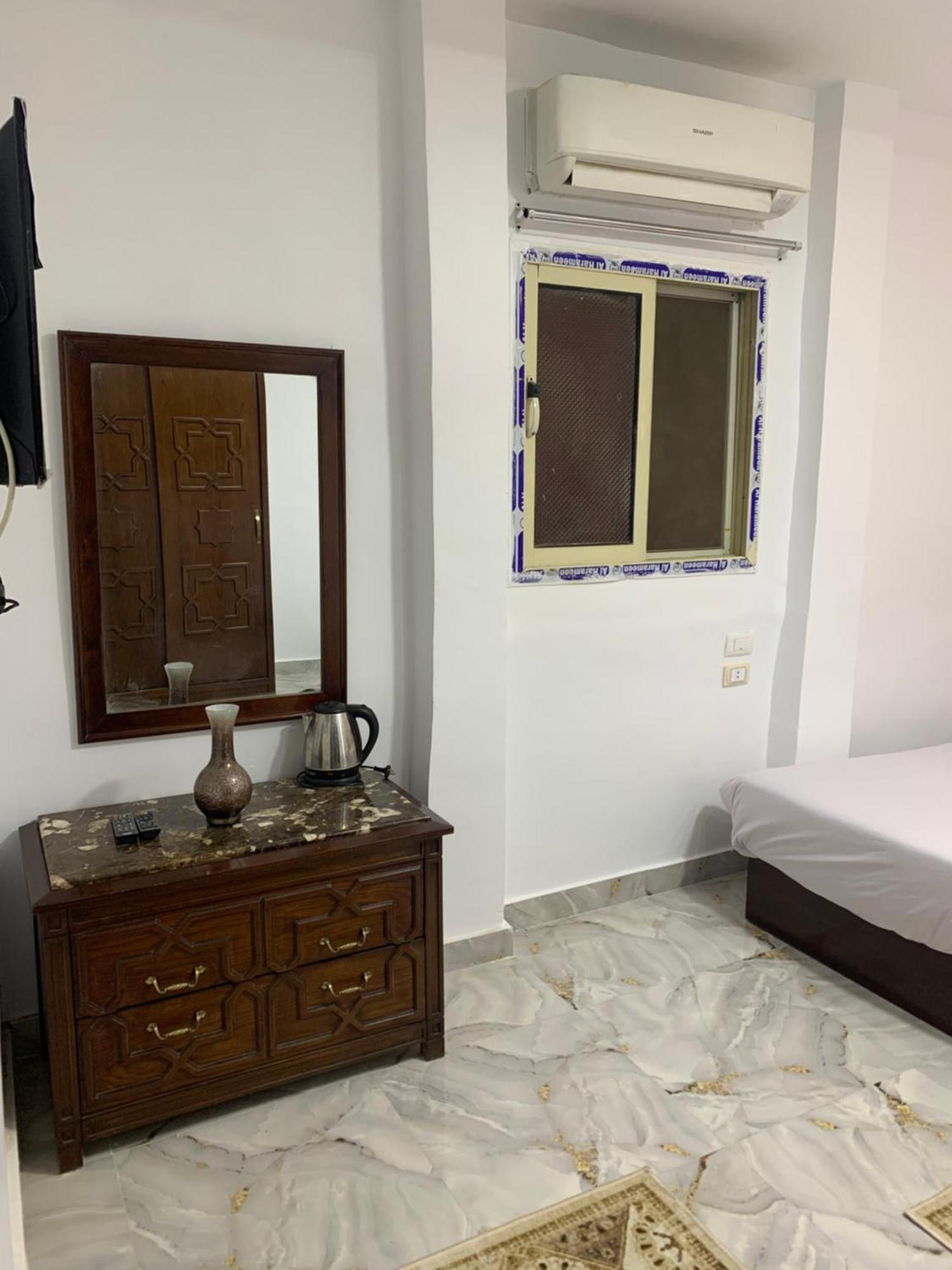 Abo Stait - Pyramid View Homestay Kafret el-Gabal Extérieur photo